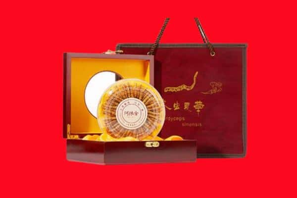 收购资讯:靖远县回收冬虫夏草是按克吗